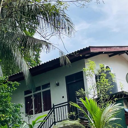 Chami'S Home Stay Mirissa Extérieur photo